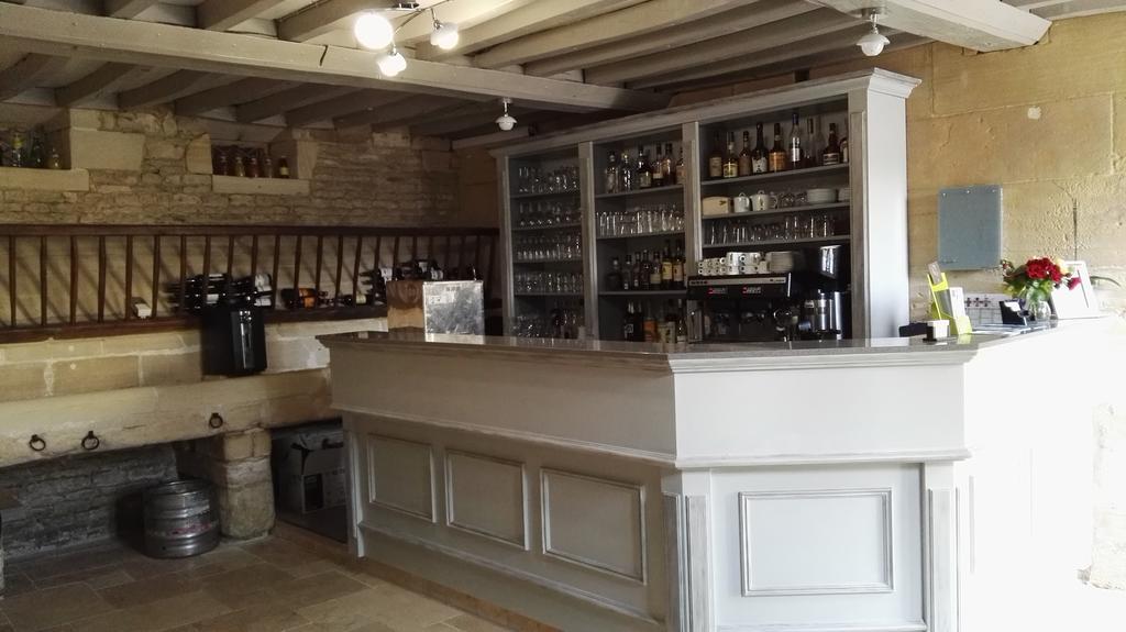 Auberge De La Mue Thaon Luaran gambar